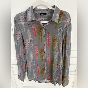 APT NY blouse arrow print Size XL.